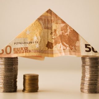 Trovare agenti immobiliari. Guida su come e dove cercarli e fidelizzarli